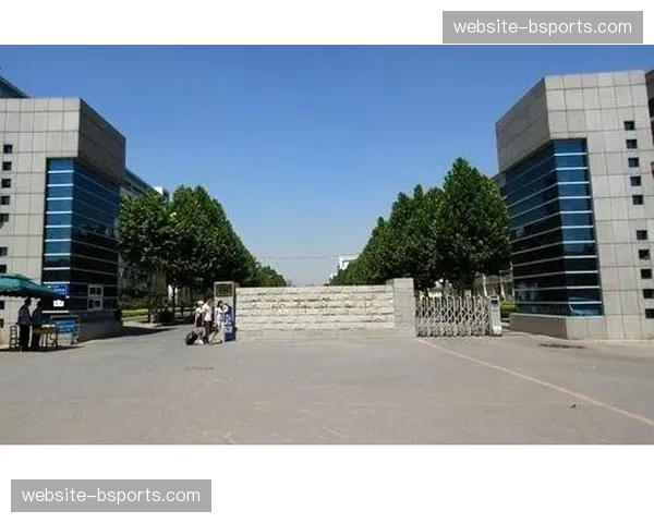 伯恩茅斯2-1逆转纽卡斯尔，塔维尼尔特鲁弗特建功